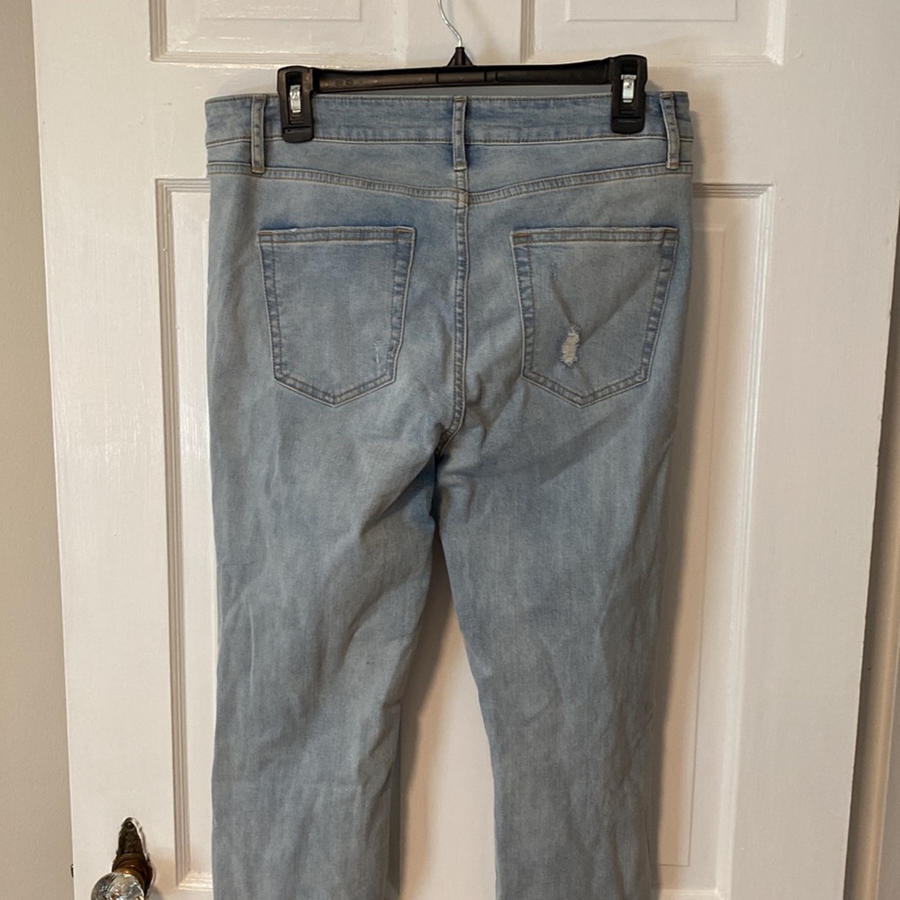 Mid Rise Ripped Jeans size 12 - Picture 6 of 6